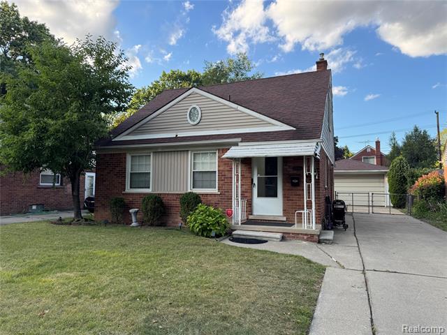 front view picture of 20312 Carlysle, Dearborn, MI. 48124