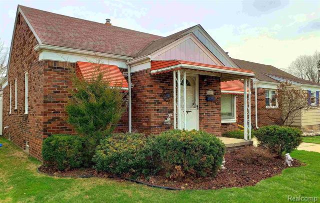 front view picture of 3245 Culver, Dearborn, MI. 48124