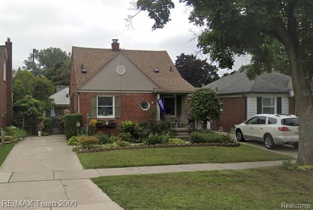 front view picture of 3346 Lincoln, Dearborn, MI. 48124