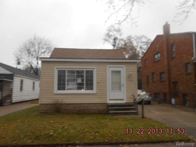 front view picture of 1737 E Madge Ave, Hazel Park, MI. 48030