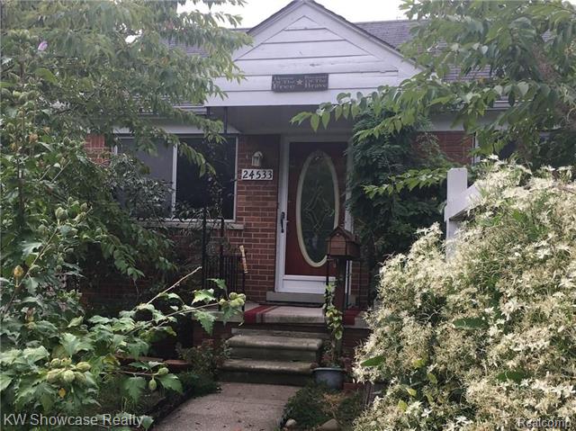 front view picture of 24533 New York, Dearborn, MI. 48124