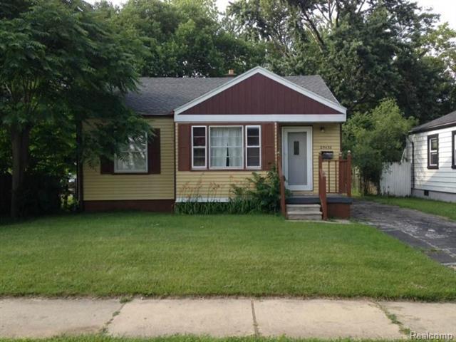 front view picture of 25436 New York, Dearborn Heights, MI. 48125