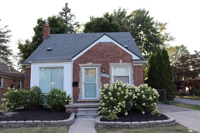 front view picture of 3436 Bennet, Dearborn, MI. 48124
