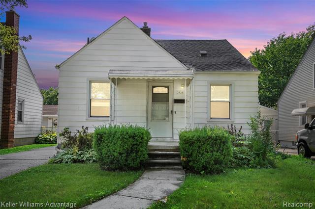 front view picture of 3434 Campbell, Dearborn, MI. 48124