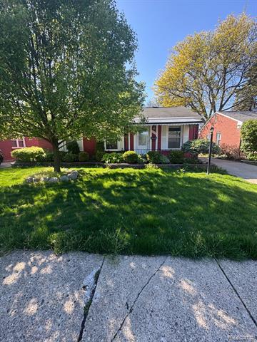 front view picture of 2052 Byrd, Dearborn, MI. 48124