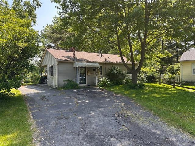 front view picture of 34015 Cambria, Westland, MI. 48186