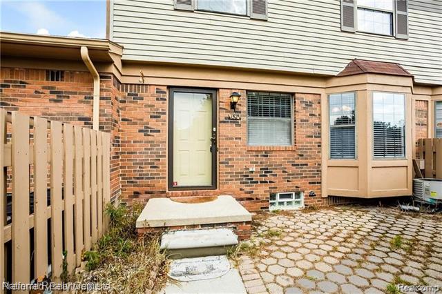 front view picture of 43538 Arbor, Canton, MI. 48188