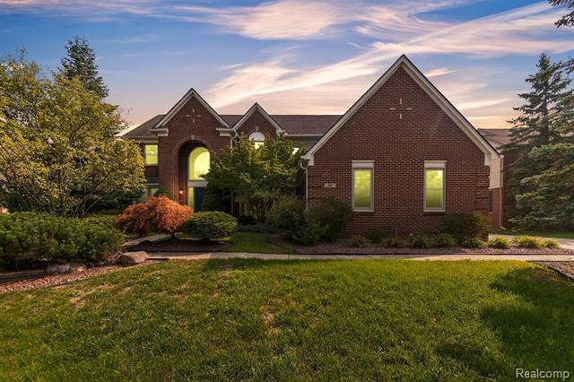 front view picture of 1861 Stonebridge Way, Canton, MI. 48188