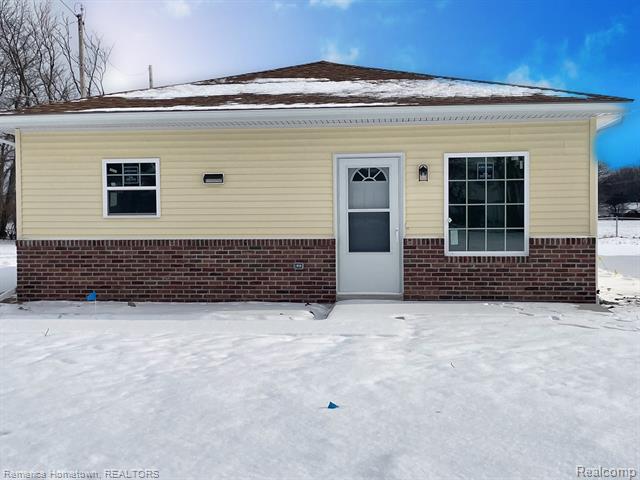 front view picture of 2203 Emerson, Westland, MI. 48186