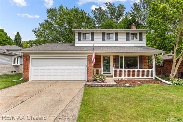 front view picture of 1915 Treadwell, Westland, MI. 48186