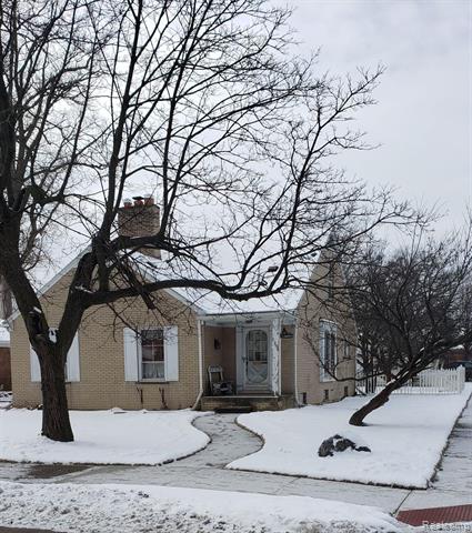 front view picture of 2906 Syracuse, Dearborn, MI. 48124