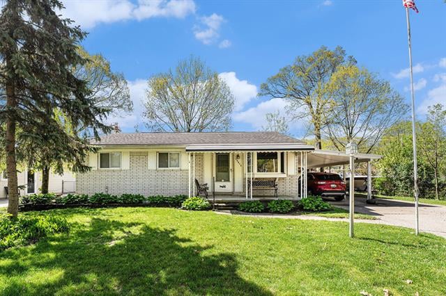 front view picture of 35875 Manila, Westland, MI. 48186