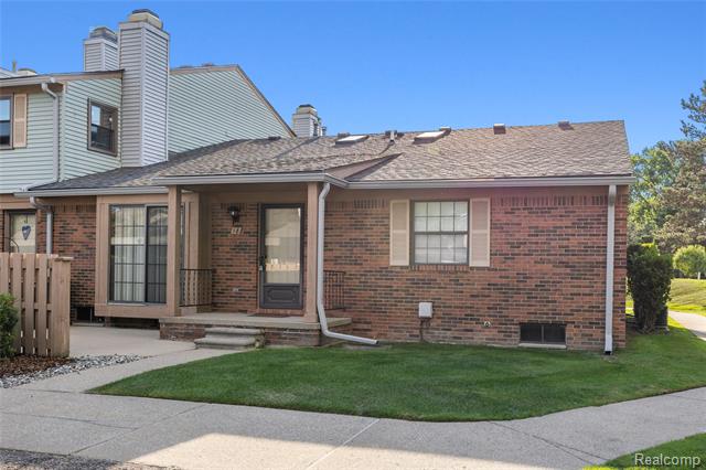 front view picture of 1831 Arbor, Canton, MI. 48188