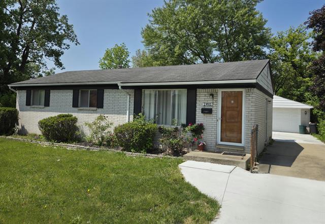 front view picture of 2390 Spring Hill, Inkster, MI. 48141