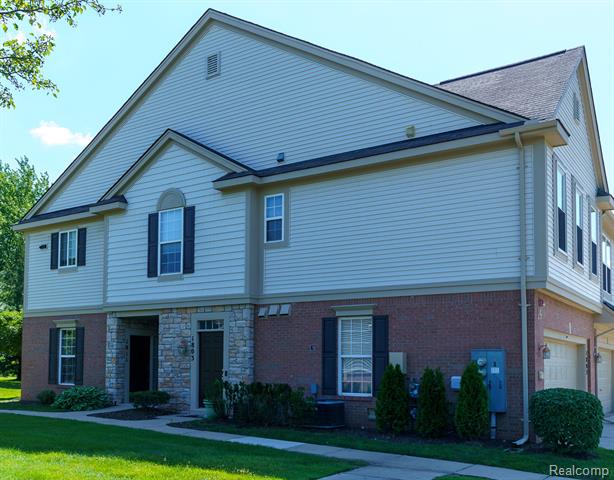 front view picture of 1803 Pinecroft, Canton, MI. 48188