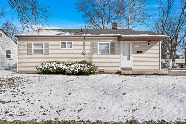 front view picture of 31784 Arenac, Westland, MI. 48186