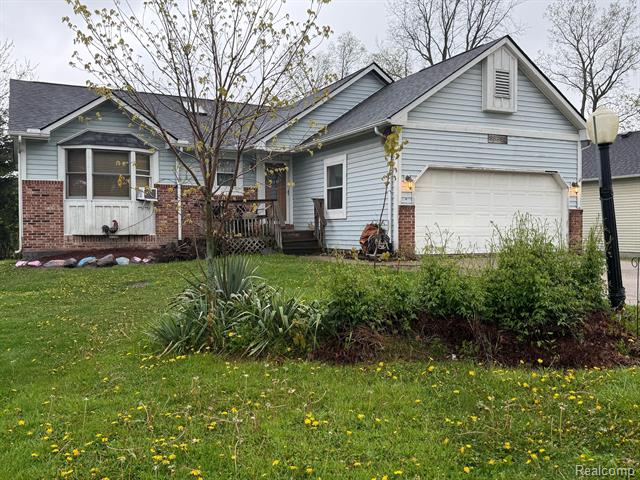 front view picture of 38383 Palmer, Westland, MI. 48186