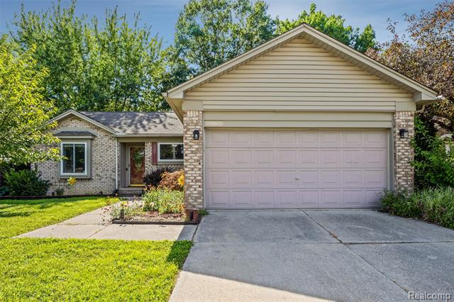 front view picture of 1530 Fairfax, Canton, MI. 48188