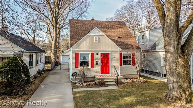 front view picture of 22443 Cleveland, Dearborn, MI. 48124