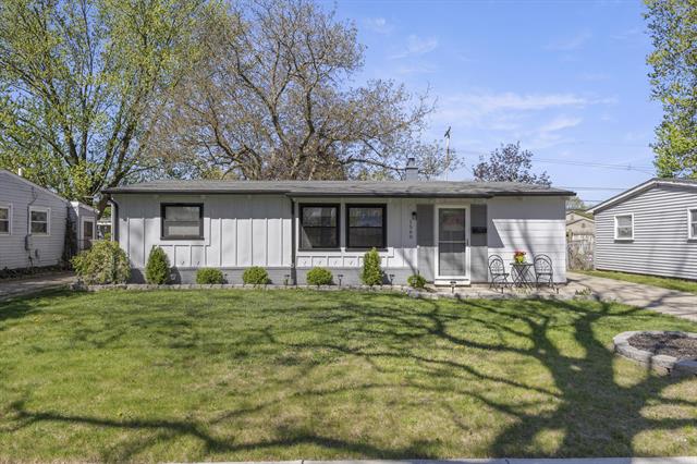front view picture of 1560 S Carlson, Westland, MI. 48186