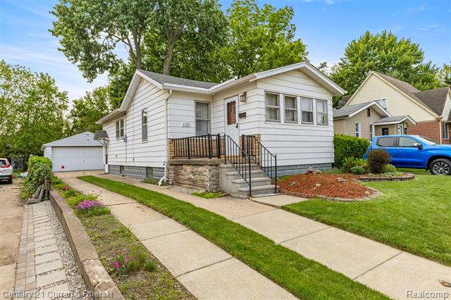 front view picture of 2143 Boldt, Dearborn, MI. 48124