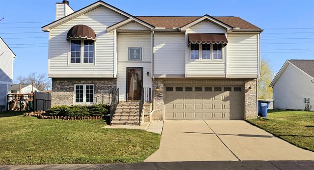front view picture of 38540 Nellie, Westland, MI. 48186
