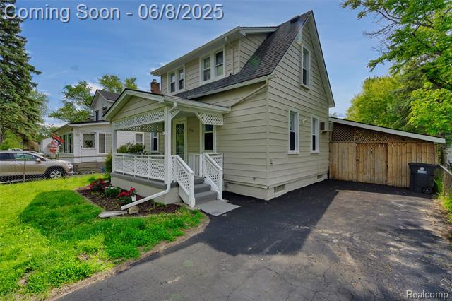 front view picture of 1618 Elias, Westland, MI. 48186