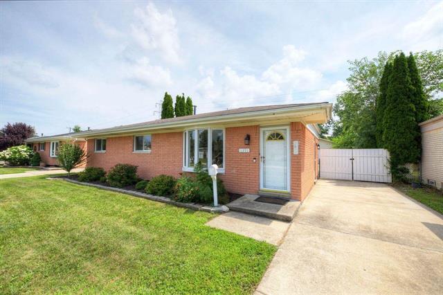 front view picture of 1391 S Sutton, Westland, MI. 48186