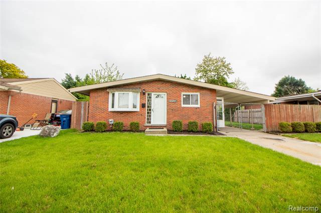 front view picture of 30779 Bennington, Westland, MI. 48186