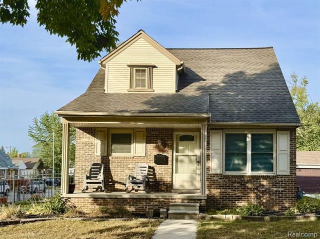 front view picture of 20761 Outer Drive, Dearborn, MI. 48124
