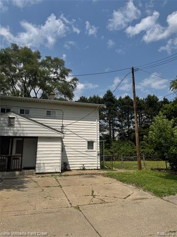 front view picture of 31954 Charlevoix, Westland, MI. 48186