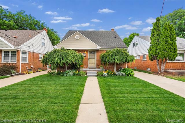 front view picture of 23704 Harvard, Dearborn, MI. 48124