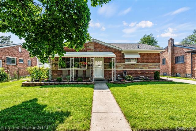 front view picture of 1330 Rahn, Westland, MI. 48186