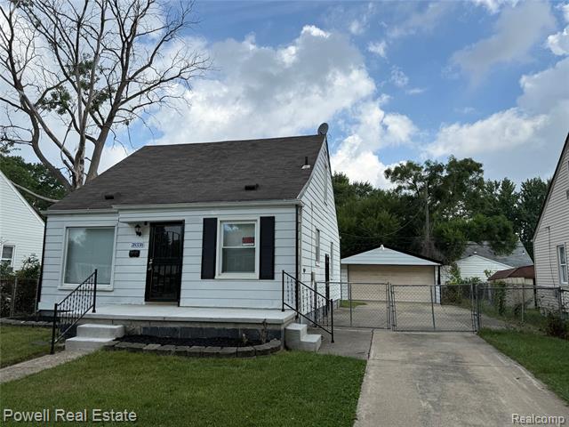 front view picture of 28338 Parkwood, Inkster, MI. 48141