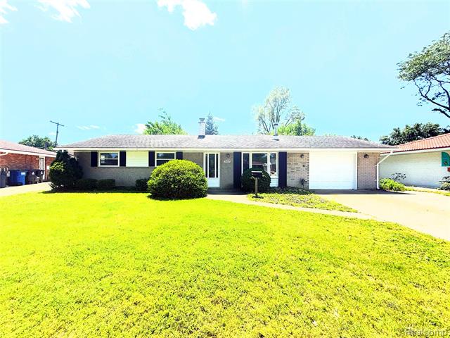 front view picture of 35667 Fairchild, Westland, MI. 48186