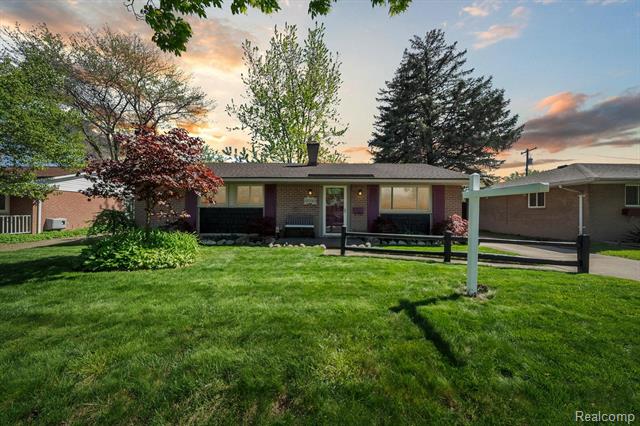 front view picture of 35705 Fairchild, Westland, MI. 48186