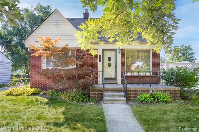 front view picture of 23261 Nona, Dearborn, MI. 48124