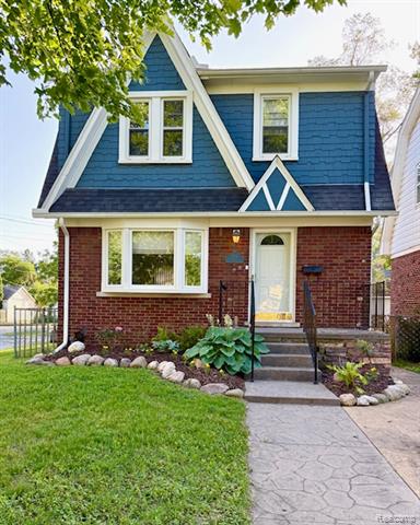front view picture of 1814 Nowlin, Dearborn, MI. 48124