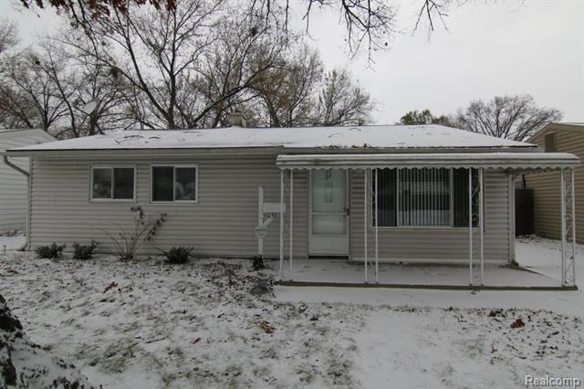 front view picture of 35036 Fairchild, Westland, MI. 48186