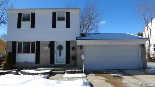 front view picture of 578 Worchester, Westland, MI. 48186