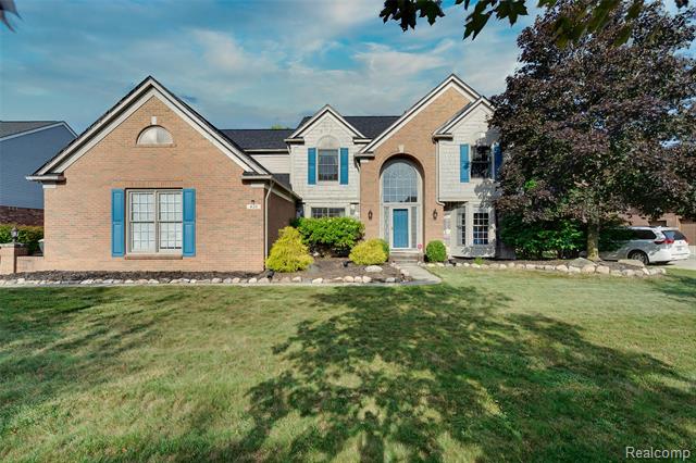 front view picture of 420 Innsbrook, Canton, MI. 48188