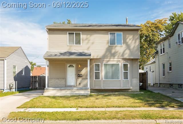 front view picture of 1021 E Granet Ave, Hazel Park, MI. 48030
