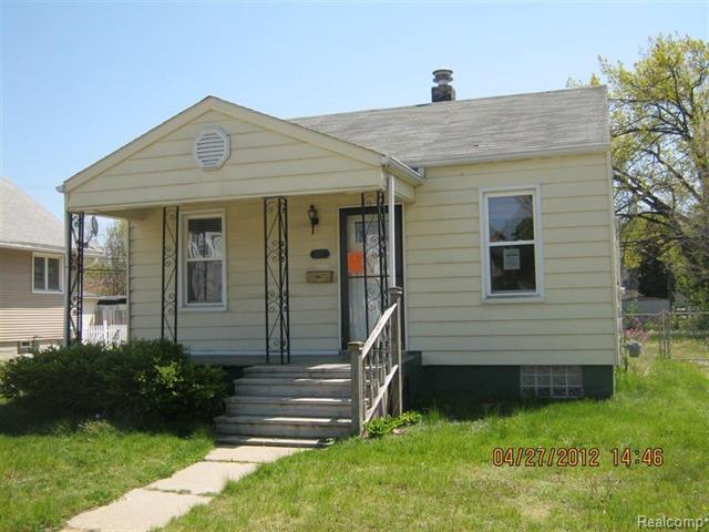 front view picture of 1617 Leroy St, Ferndale, MI. 48220
