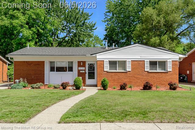 front view picture of 35748 Rolf, Westland, MI. 48186