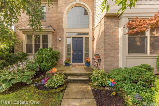 front view picture of 558 Highlands, Canton, MI. 48188