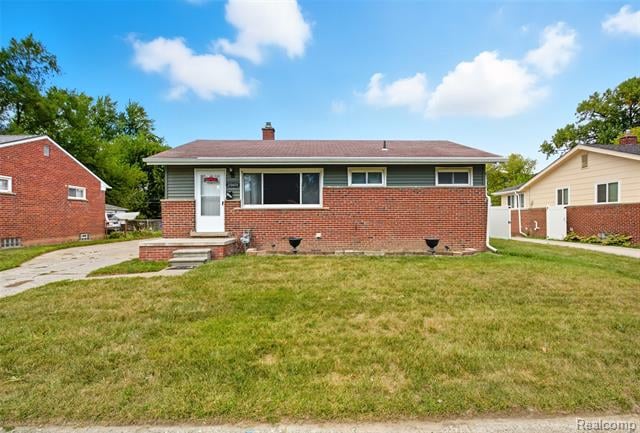 front view picture of 28600 Oakwood, Inkster, MI. 48141