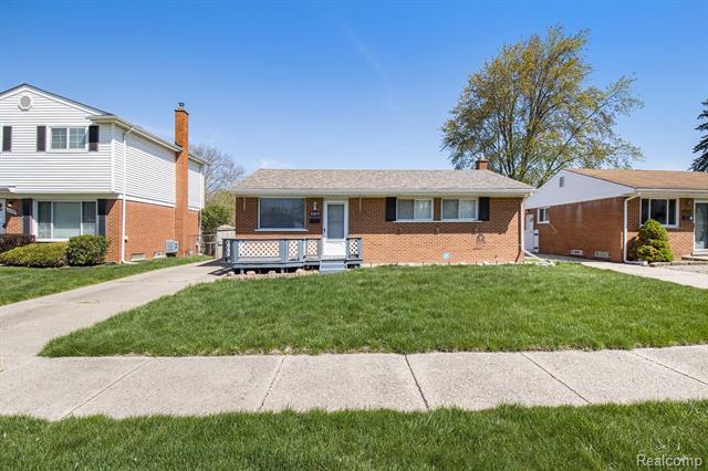 front view picture of 30890 Grandview, Westland, MI. 48186