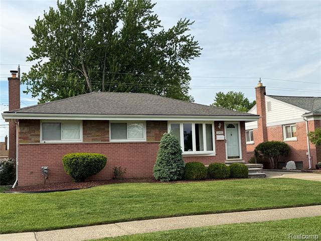 front view picture of 32466 Avondale, Westland, MI. 48186