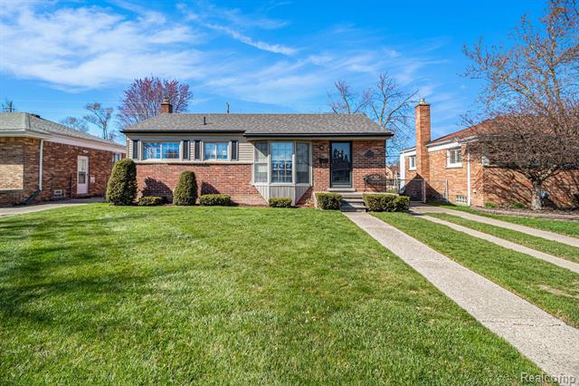 front view picture of 32312 Avondale, Westland, MI. 48186