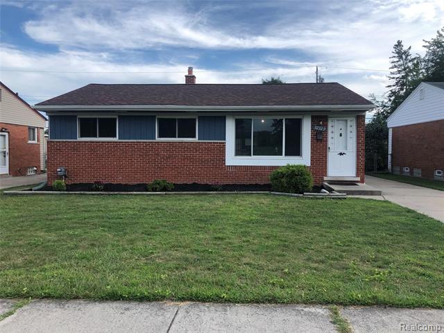 front view picture of 32329 Birchwood, Westland, MI. 48186